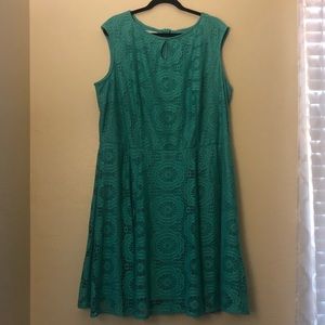 Green Lace Keyhole Dress